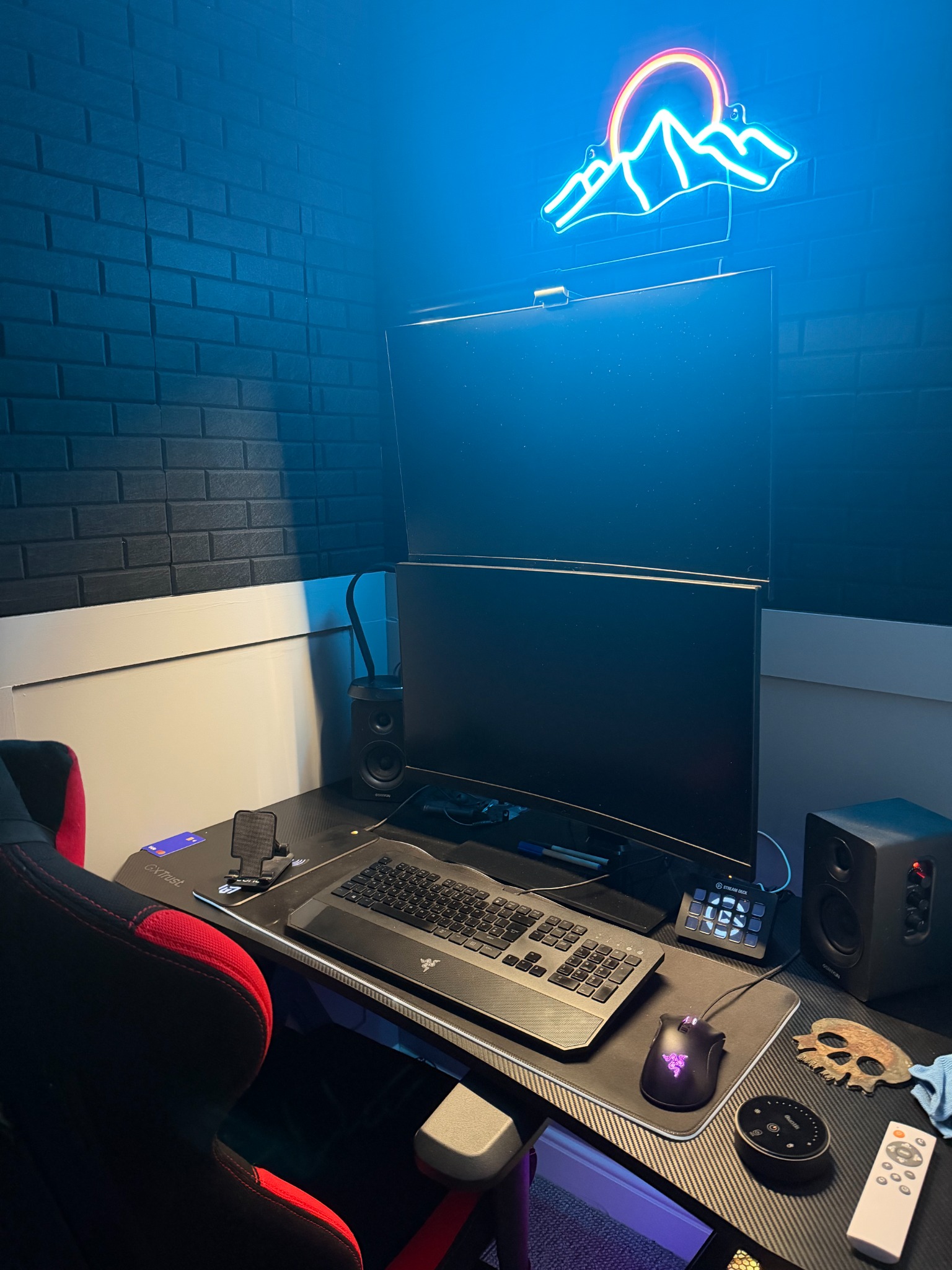 TV and gaming setup installation